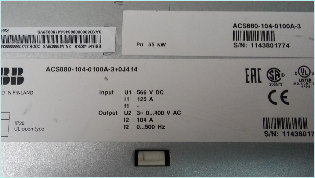 ABB ACS880-104-0100A-3 0J414 ACS880-104-0100A-3+0J414 55KW 104A KÜÇÜK KASA SÜRÜCÜ