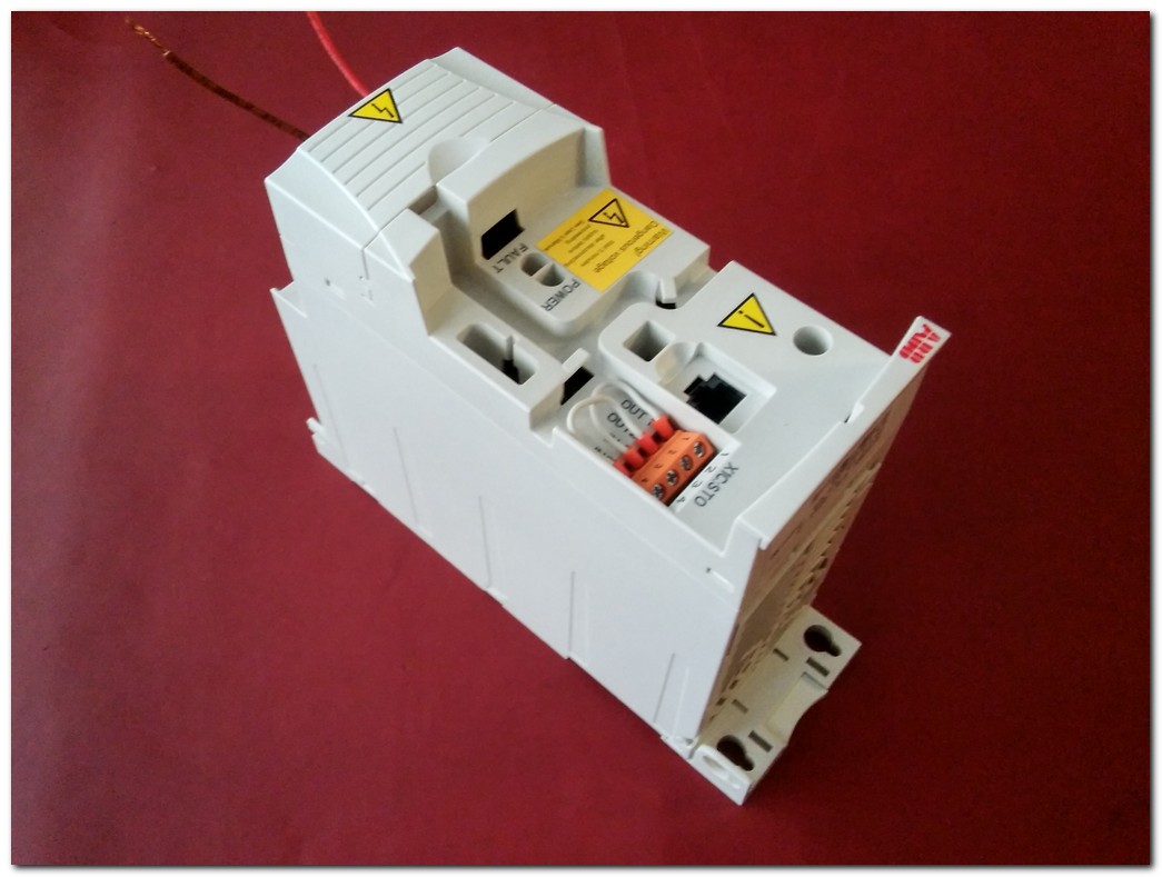 ABB ACS355-01E-02A4-2 0,37KW SÜRÜCÜ ACS355 0,37 KW INVERTER DRIVER