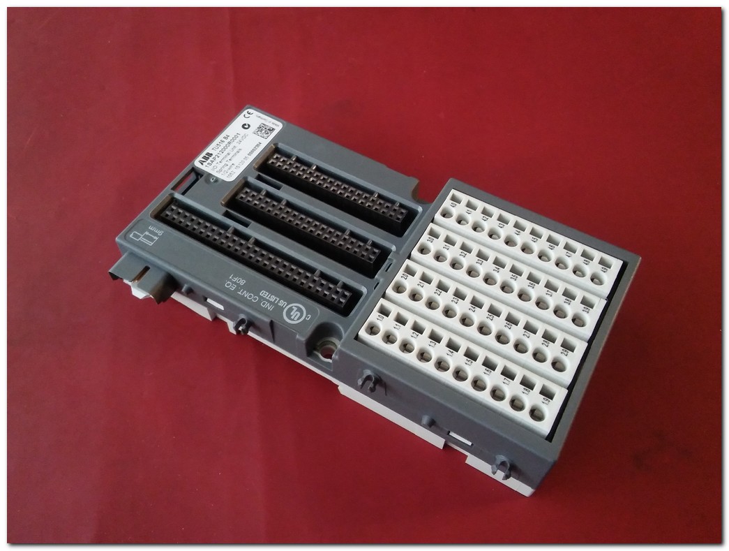 ABB TU516 B4 1SAP212000R0001 I-O SIFIR KUTULU TERMINAL UNIT 24VDC PLC