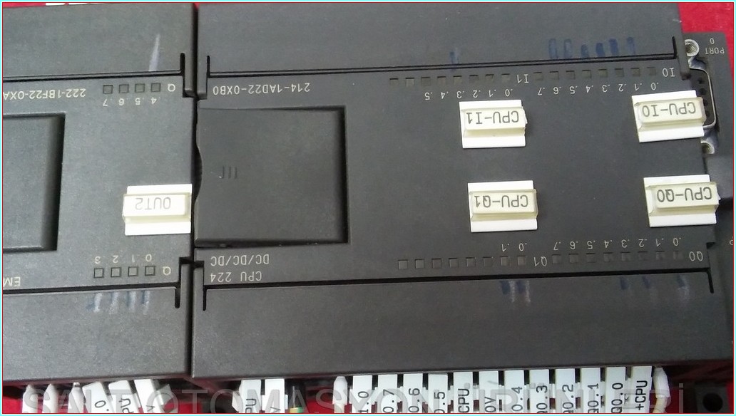 SIEMENS 6ES7 222-1BF22-0XA0 6ES7222-1BF22-0XA0