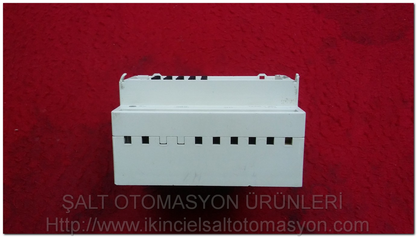 JUNG 2156 REG JAHRESZEİTSCHALTUHR YILLIK ZAMAN SAATİ