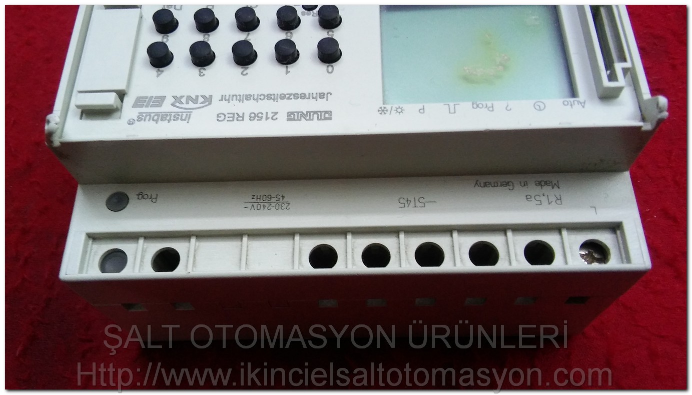JUNG 2156 REG JAHRESZEİTSCHALTUHR YILLIK ZAMAN SAATİ