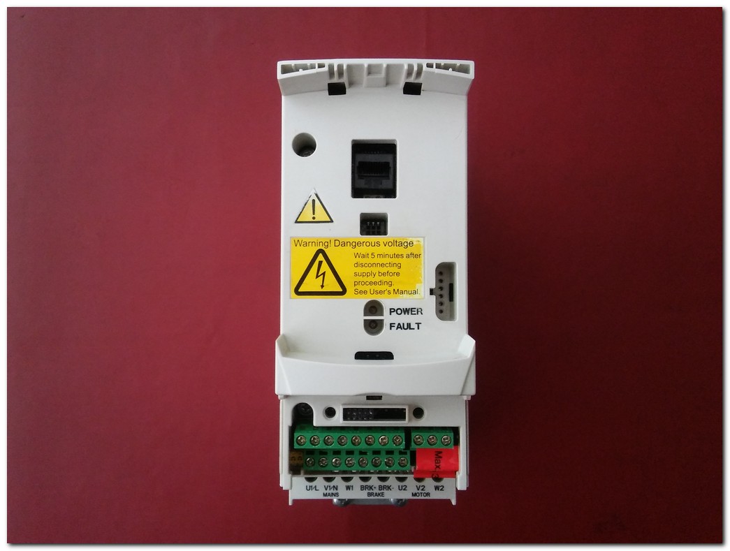 ABB ACS350-03E-08A8-4 4KW SÜRÜCÜ ACS350 4 KW INVERTER DRIVER