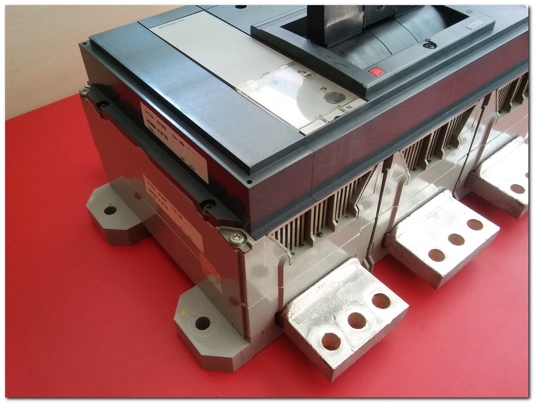 MERLİN GERİN NS2000 N 3P SD 2000A MİCROLOGİC 2,0 COMPACT TMŞ