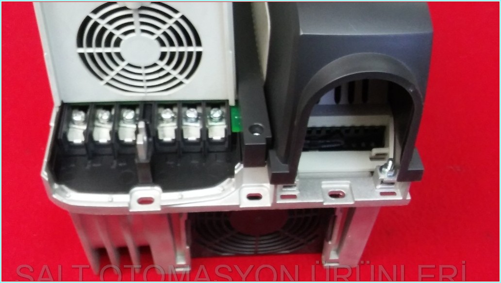 EMERSON SK3402 18,5-22KW SÜRÜCÜ HIZ KONTROL CİHAZI