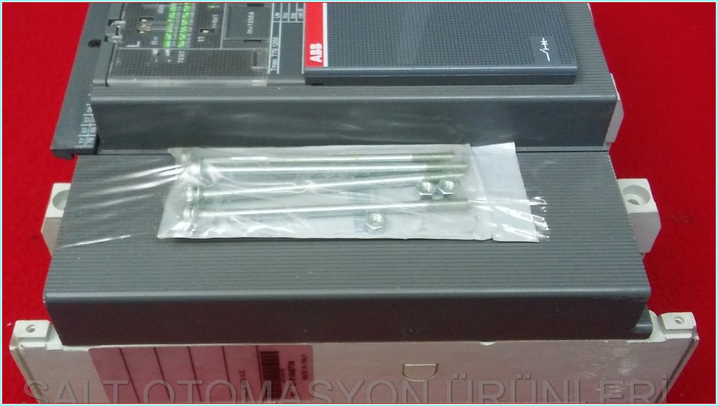 ABB SACE TMAX T7S 1250 1250A 4 KUTUPLU TMŞ