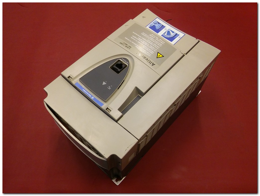 TELEMECANIQUE ATV61HU55N4 ATV61HU55N4Z