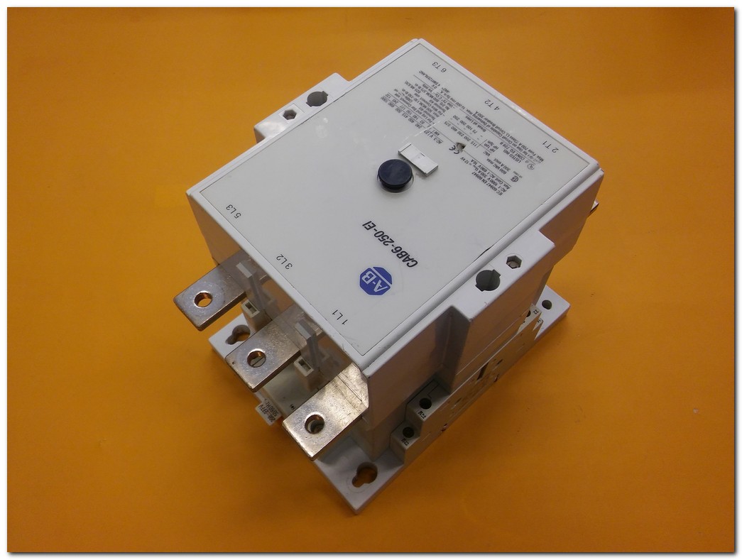 ALLEN BRADLEY CAB6-250-EI 140 KW 350A KONTAKTÖR