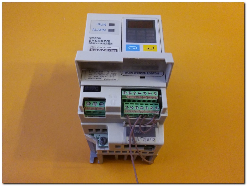 OMRON 3G3EV-A2004MA-CUE 0,4KW SÜRÜCÜ SYSDRIVE 3G3EV-INVERTER 0,40 KW DRIVER
