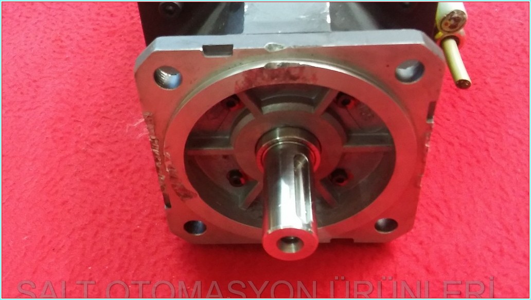 BAUMULLER DSG 56 M25 1,4 KW SERVO MOTOR