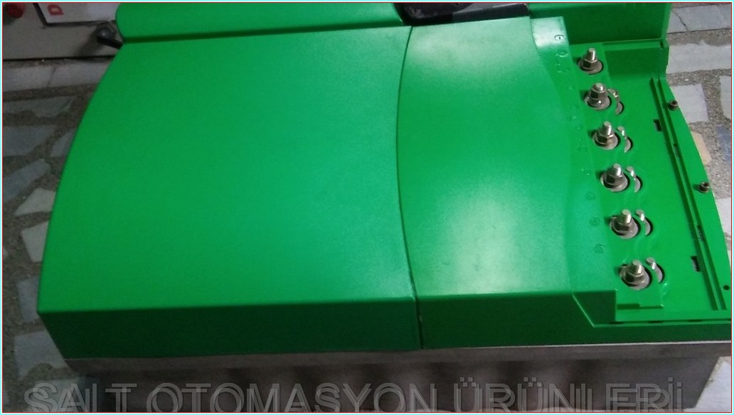 CONTROL TECHNIQUES UNI4405 VTC 110KW SÜRÜCÜ HIZ KONTROL CİHAZI