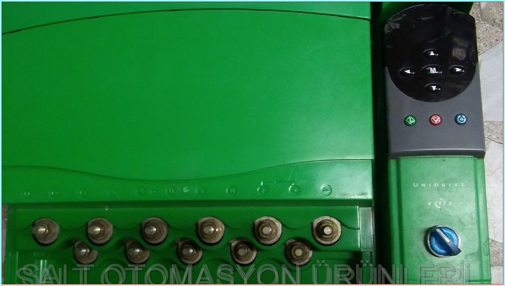 CONTROL TECHNIQUES UNI4405 VTC 110KW SÜRÜCÜ HIZ KONTROL CİHAZI