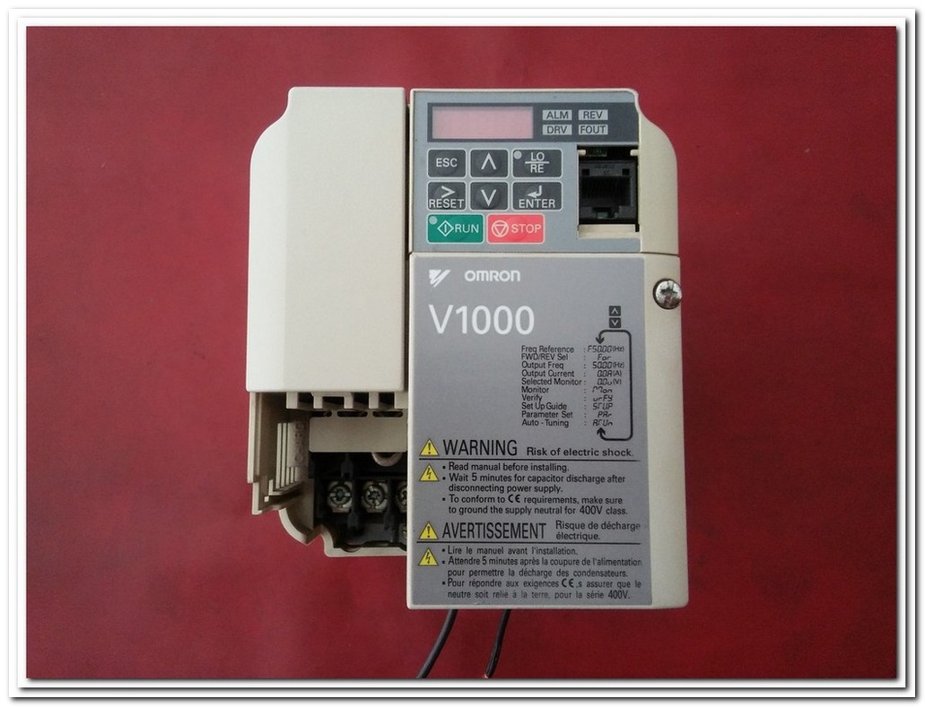 OMRON CIMR-VZ4A0007BAA VZA42P2BAA E131457 3KW SÜRÜCÜ V1000 3 KW INVERTER DRIVER