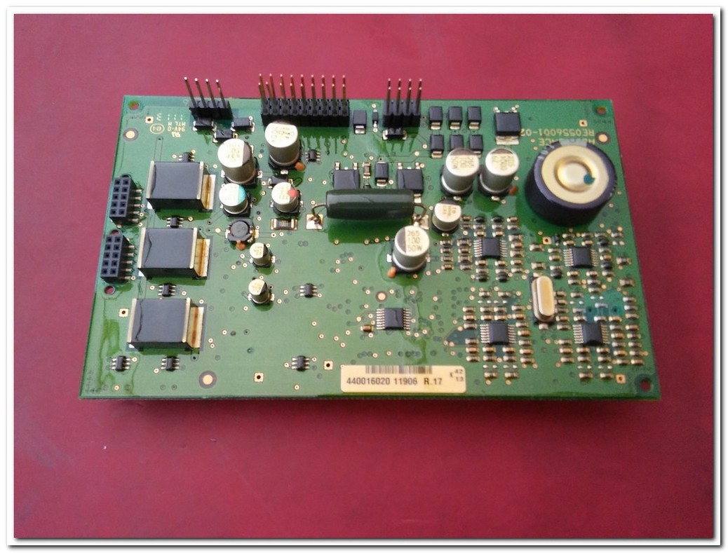 ABB SACE RE0556001-02 440016020 11906 R.17 QA6UK317A RE0677 L5549 TERMİK KONTROL KARTI