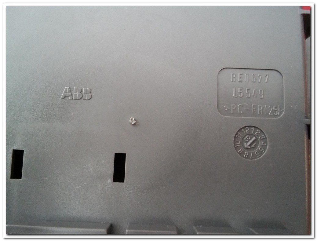 ABB SACE RE0556001-02 440016020 11906 R.17 QA6UK317A RE0677 L5549 TERMİK KONTROL KARTI