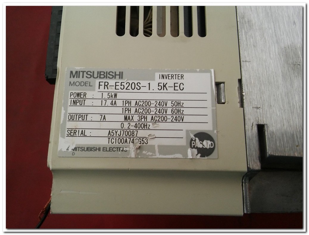 MITSUBISHI FR-E520S-1.5K-EC 1,5KW SÜRÜCÜ 1,5 KW INVERTER DRIVE
