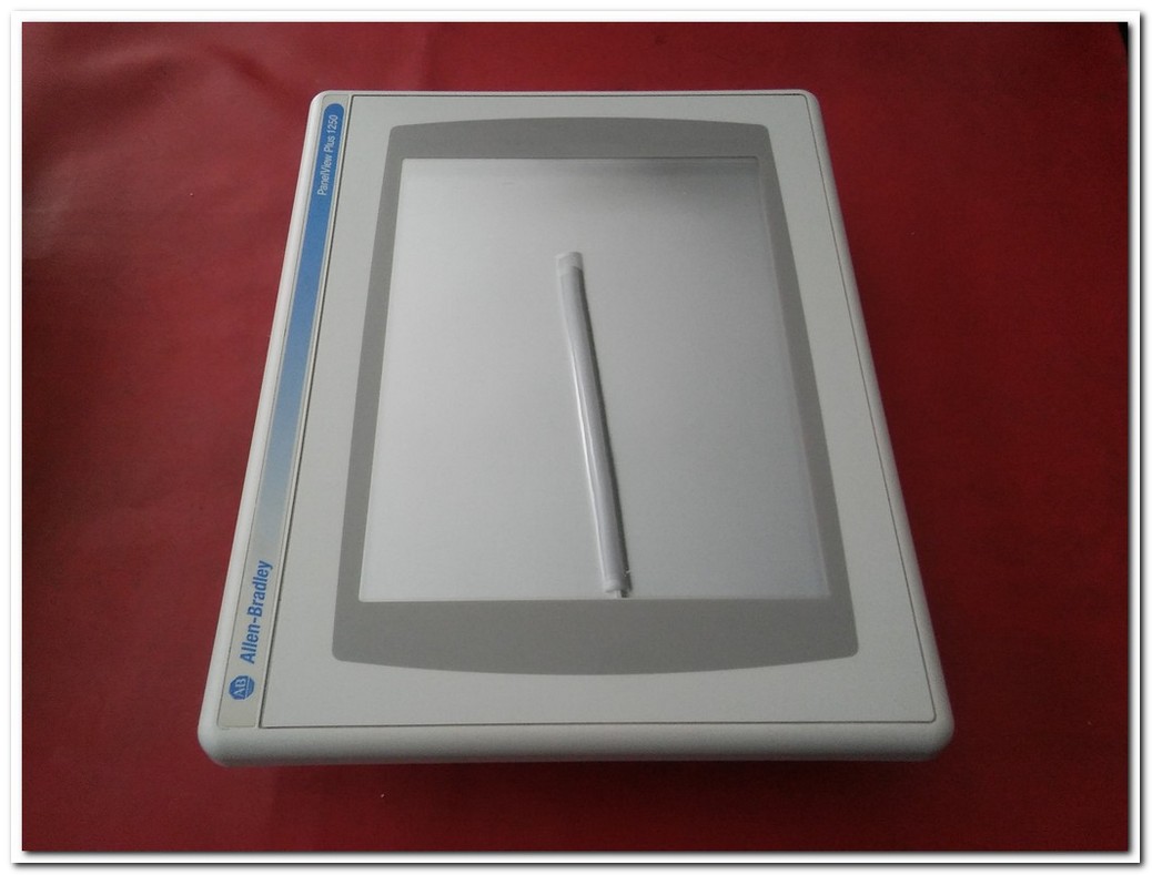 ALLEN BRADLEY 2711P-RDT12C C TOUCH MODULE VE 2711P-RP2 24VDC 70W LOGIC MODULE VE 2711P-T12C4D2 A ASSEMBLED TERMINAL PANELVİEW PLUS 1250 OPERATÖR PANEL