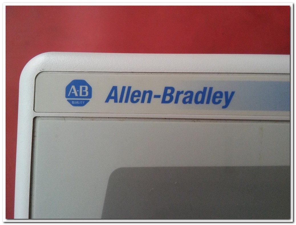 ALLEN BRADLEY 2711P-RDT15C B TOUCH MODULE VE 2711P-RP1 LOGIC MODULE VE 2711P-T15C4D1 A ASSEMBLED TERMINAL PANELVİEW PLUS 1500 OPERATÖR PANEL