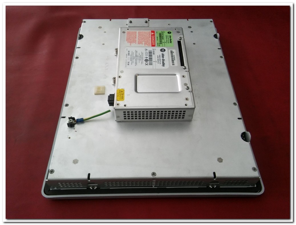 ALLEN BRADLEY 2711P-RDT15C B TOUCH MODULE VE 2711P-RP1 LOGIC MODULE VE 2711P-T15C4D1 A ASSEMBLED TERMINAL PANELVİEW PLUS 1500 OPERATÖR PANEL