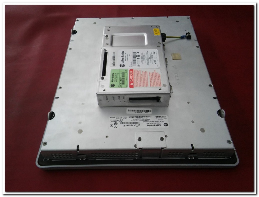 ALLEN BRADLEY 2711P-RDT15C B TOUCH MODULE VE 2711P-RP1 LOGIC MODULE VE 2711P-T15C4D1 A ASSEMBLED TERMINAL PANELVİEW PLUS 1500 OPERATÖR PANEL
