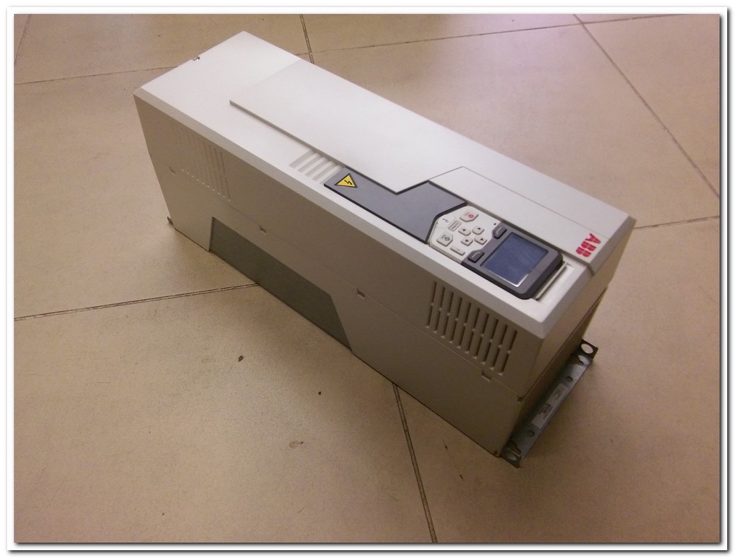ABB ACS580-01-062A-4 J400 ACS580-01-062A-4 