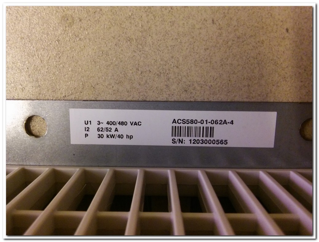 ABB ACS580-01-062A-4 J400 ACS580-01-062A-4 