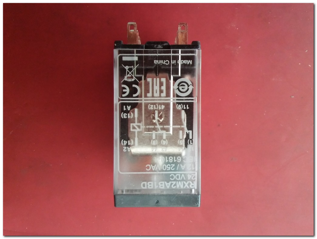 SCHNEİDER RXM2AB1BD ZELİO RELAY SIFIR KUTULU MİNİ RÖLE