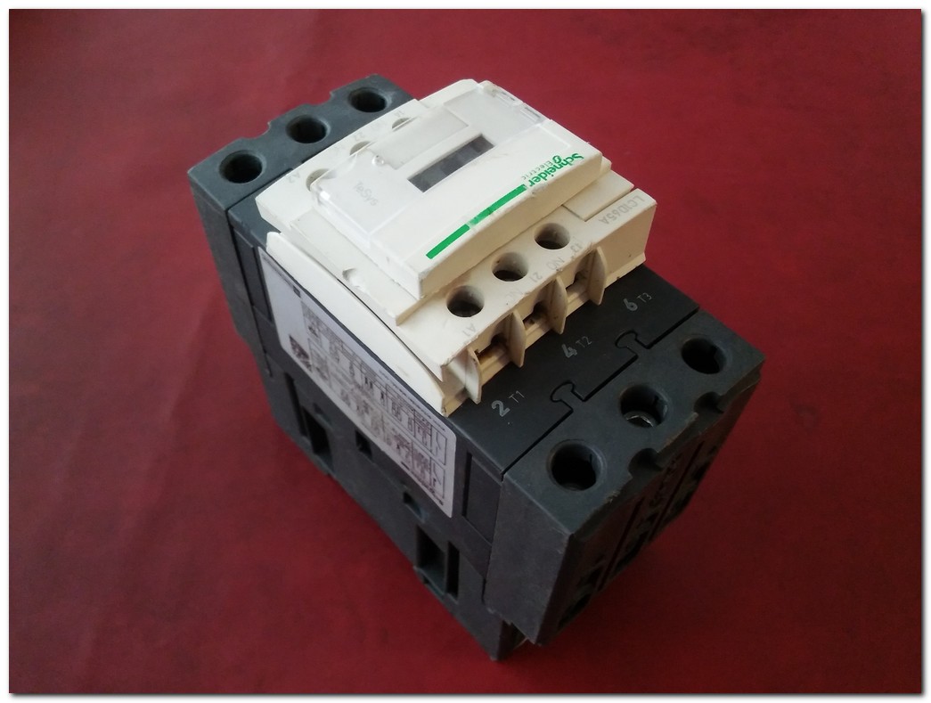 SCHNEİDER LC1D65A LC1D65AE7 LC1D65AM7 KONTAKTÖR