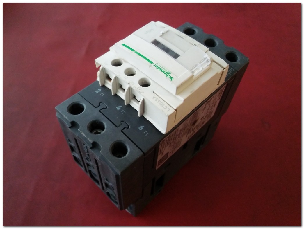 SCHNEİDER LC1D65A LC1D65AE7 LC1D65AM7 KONTAKTÖR