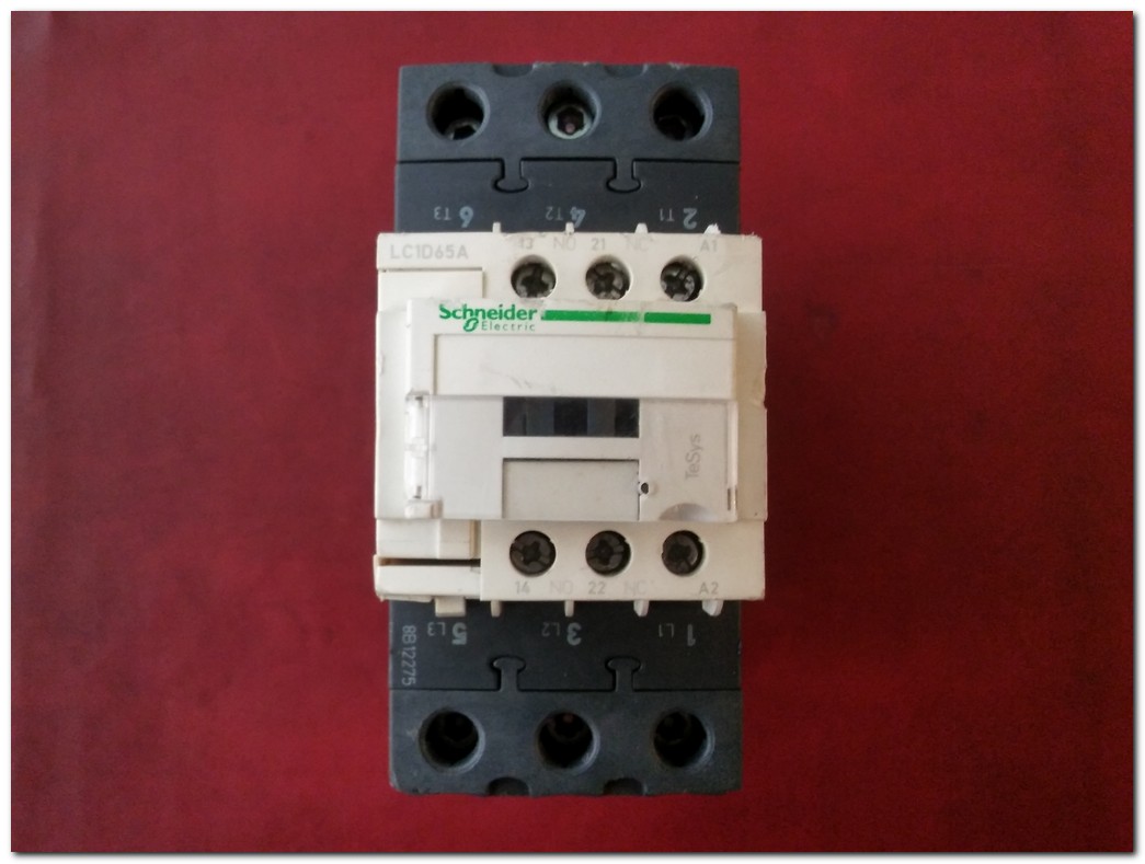 SCHNEİDER LC1D65A LC1D65AE7 LC1D65AM7 KONTAKTÖR