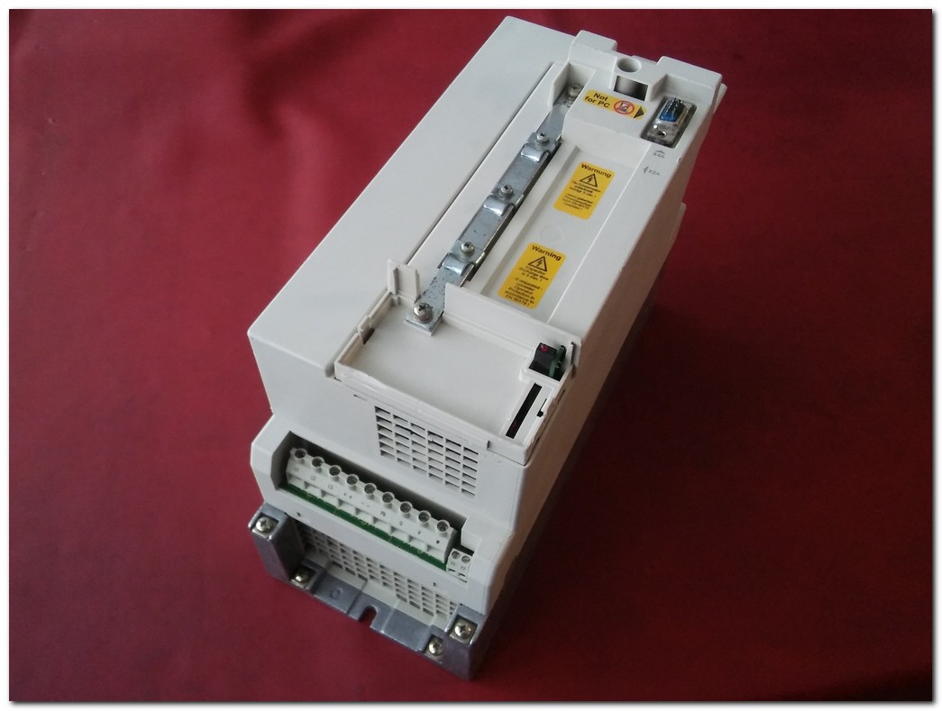 KEB 14F5B1E-3AOA 14.F5.B1E-3AOA 14.F5.B1E-3A F5 7,5KW GENİŞ KASA SERVO SÜRÜCÜ