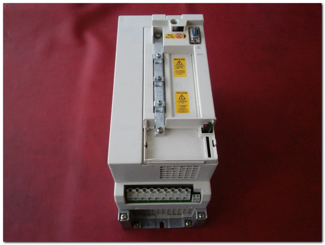 KEB 14F5B1E-3AOA 14.F5.B1E-3AOA 14.F5.B1E-3A F5 7,5KW GENİŞ KASA SERVO SÜRÜCÜ