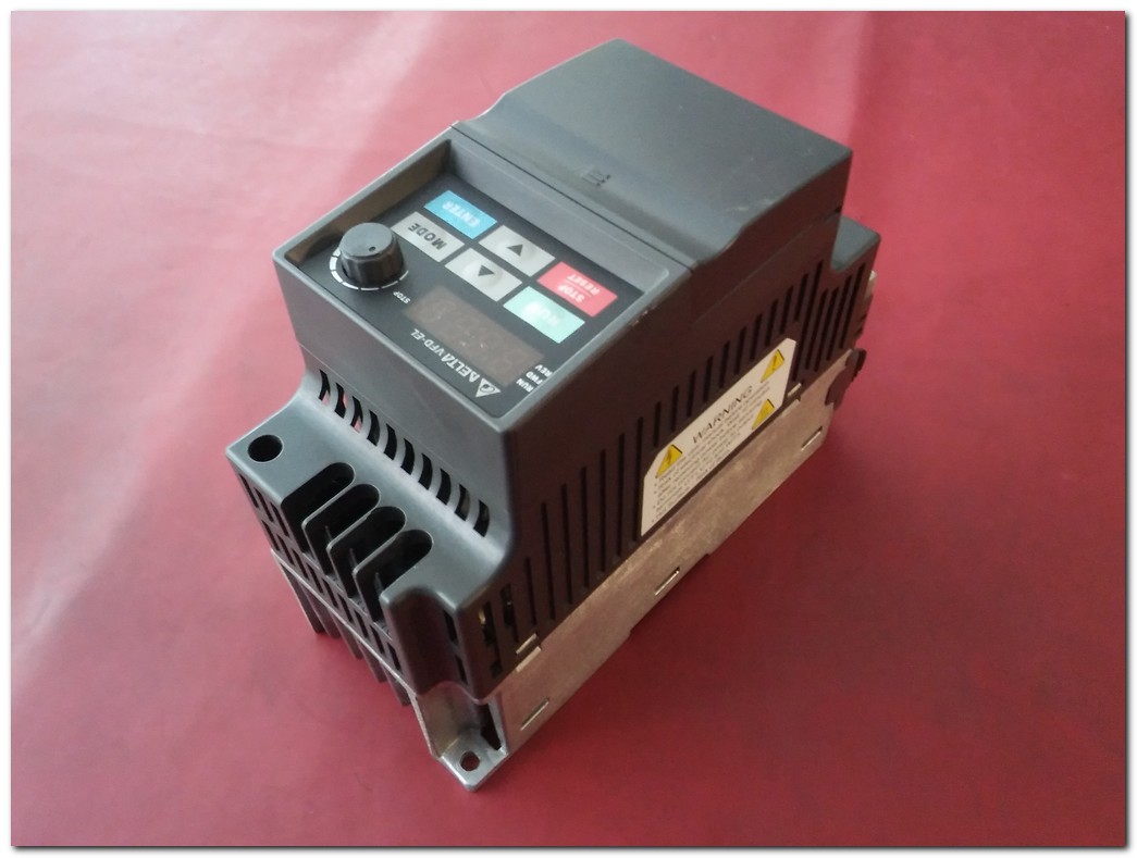 DELTA VFD007EL21A 0,75KW SÜRÜCÜ VFD-EL 0,75 KW 240V INVERTER DRIVER