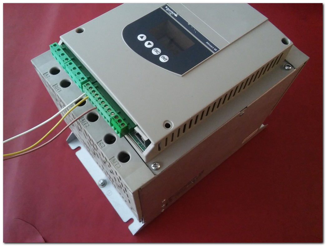 SCHNEİDER ATS48D75Q 37KW SÜRÜCÜ ALTİSTART 48 ATS48 37 KW INVERTER DRIVE