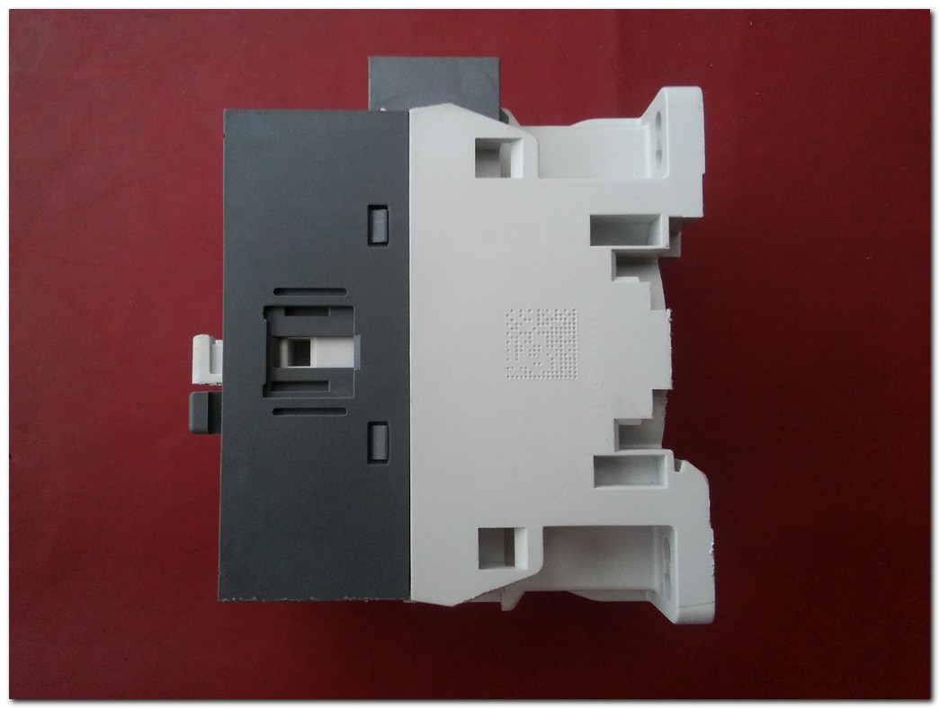 ABB AF26-30-13 AF26 50A KONTAKTÖR 100-240V AC DC KONTAKTÖR