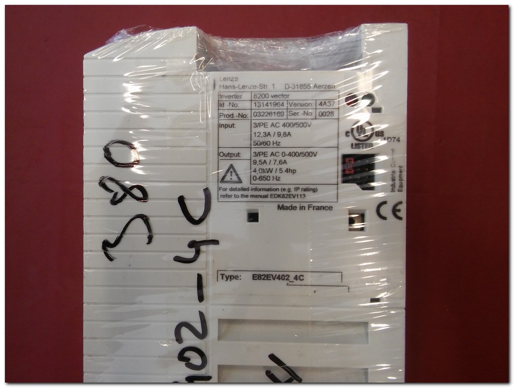 LENZE E82EV402_4C E82EV402_4B E82EV402_4C200 E82EV402_4B200  E82EV402-4C E82EV402K4C E82EV402 4C 13436514 8200 4KW SÜRÜCÜ
