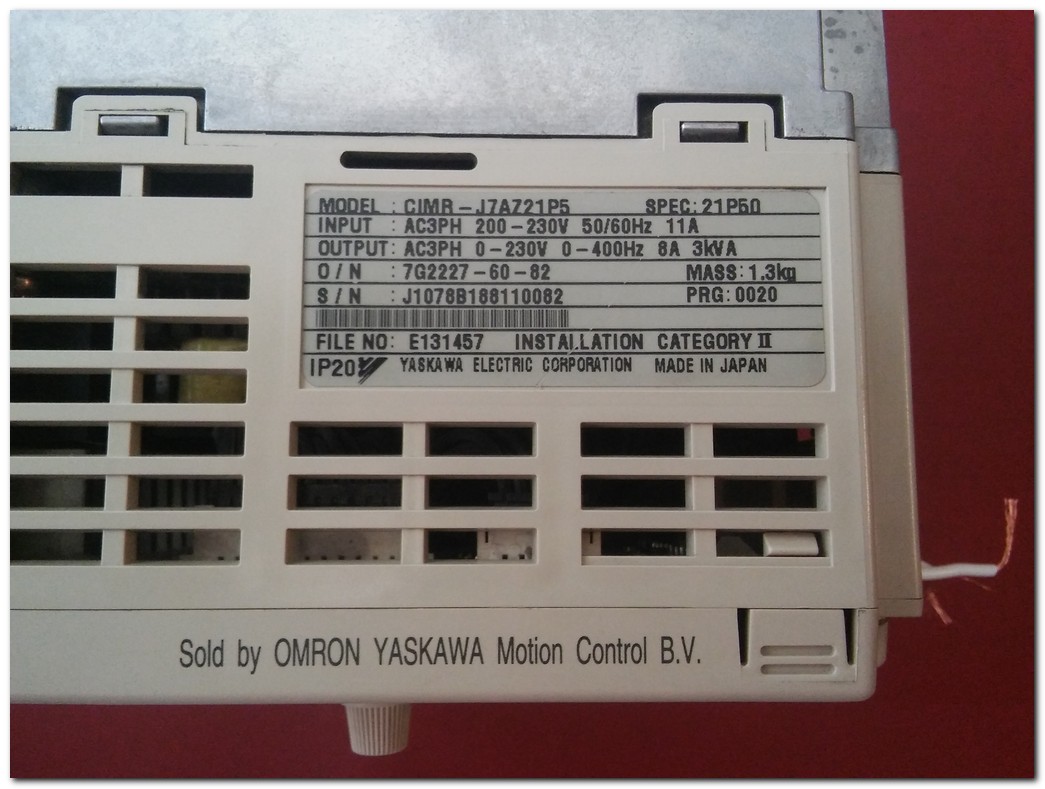 OMRON CIMR-J7AZ21P5 200V 3 PHASE YASKAWA 1,5KW SÜRÜCÜ