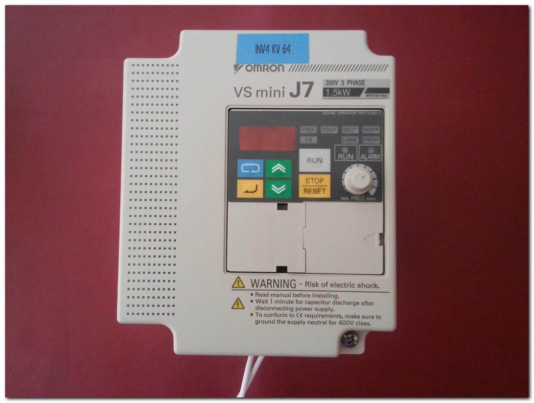 OMRON CIMR-J7AZ21P5 200V 3 PHASE YASKAWA 1,5KW SÜRÜCÜ