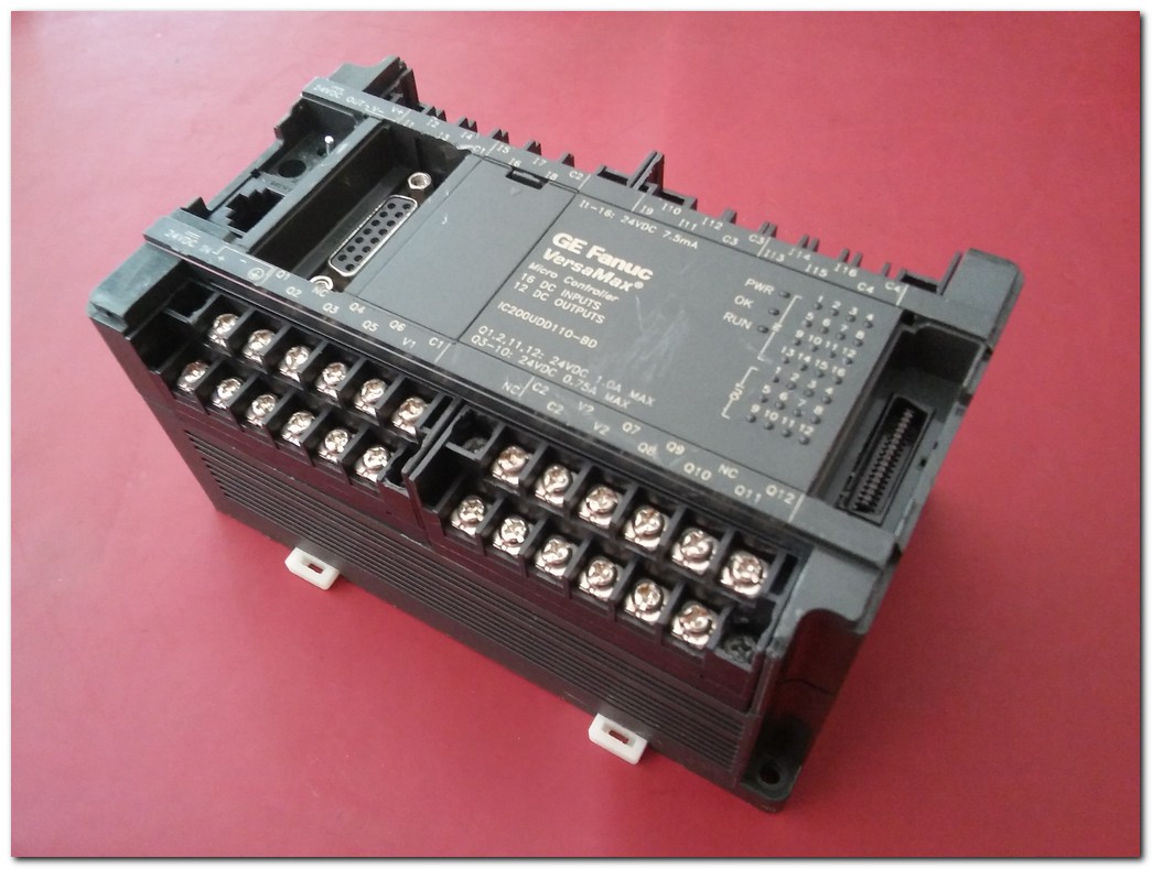 FANUC IC200UDD110-B PLC CPU 16 DC INPUTS 12 DC AUTPUTS