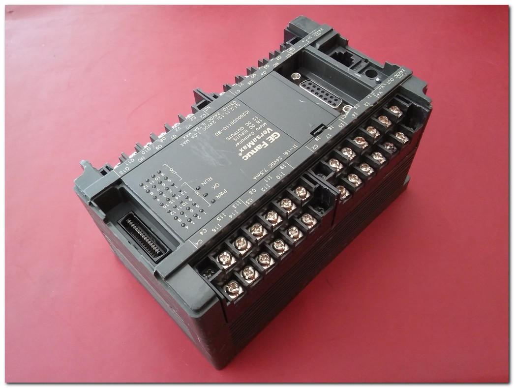 FANUC IC200UDD110-B PLC CPU 16 DC INPUTS 12 DC AUTPUTS