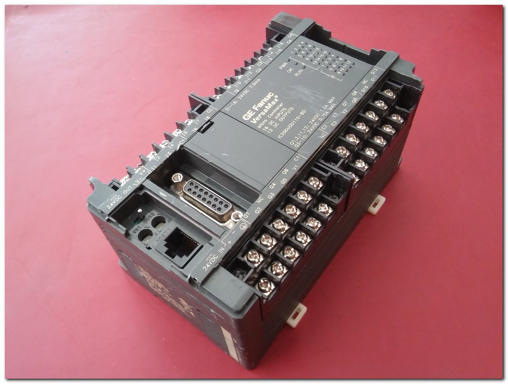 FANUC IC200UDD110-B PLC CPU 16 DC INPUTS 12 DC AUTPUTS