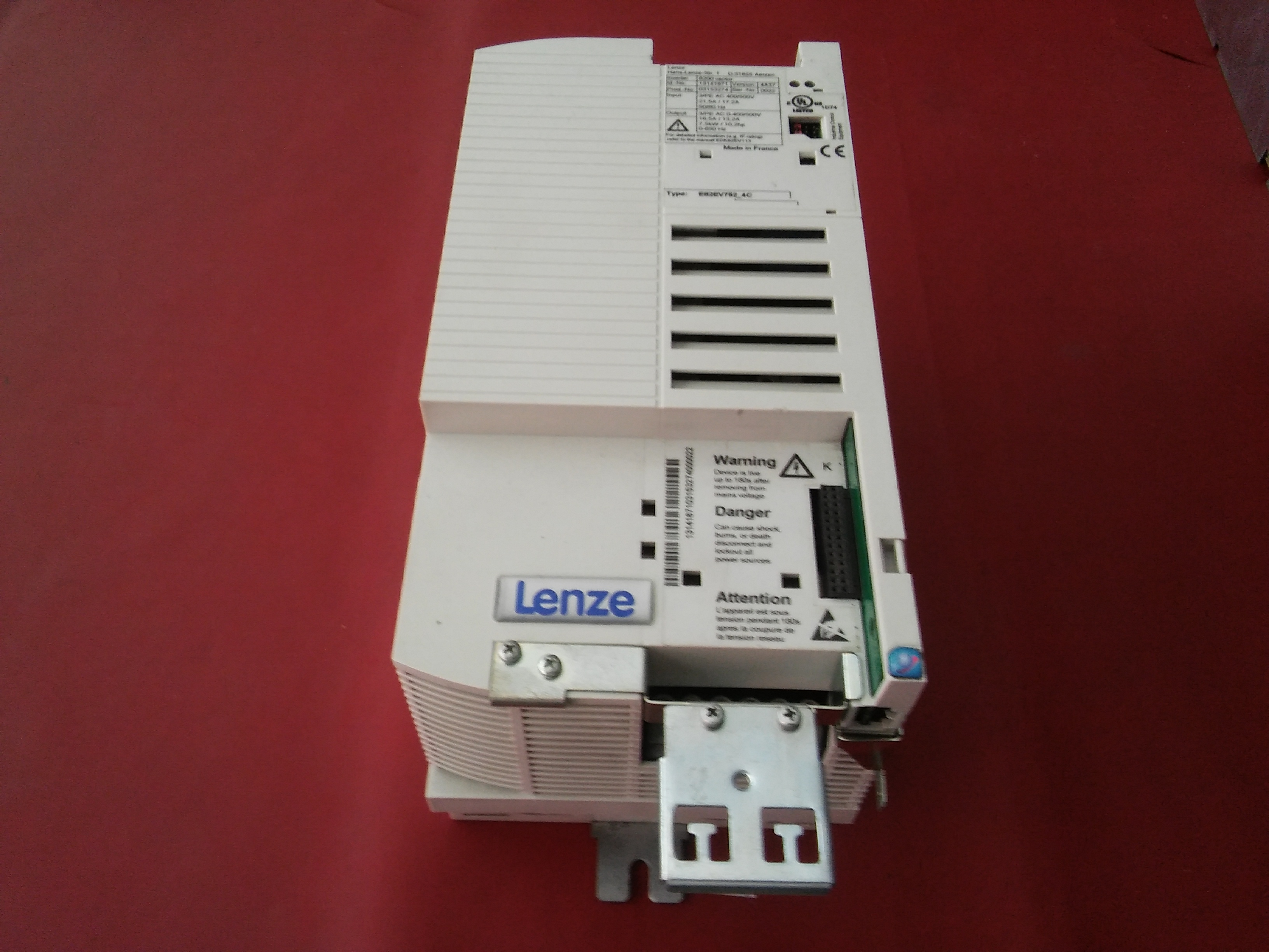 LENZE E82EV752-4C D-31855 AERZEN 8200 7,5KW VECTOR SÜRÜCÜ