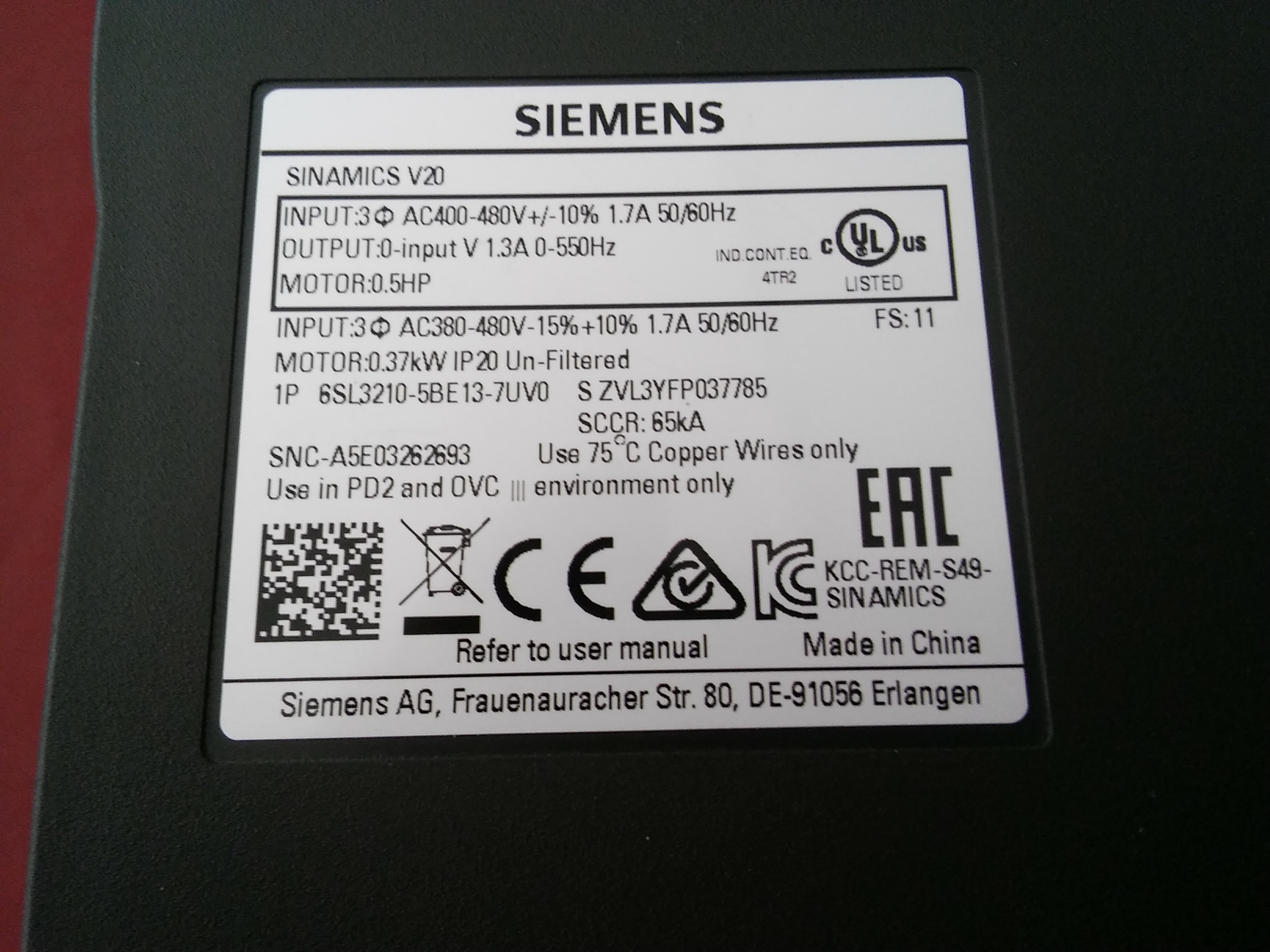 SIEMENS 6SL3210-5BE13-7UV0 V20 V 20 0,37KW 400-480V SÜRÜCÜ