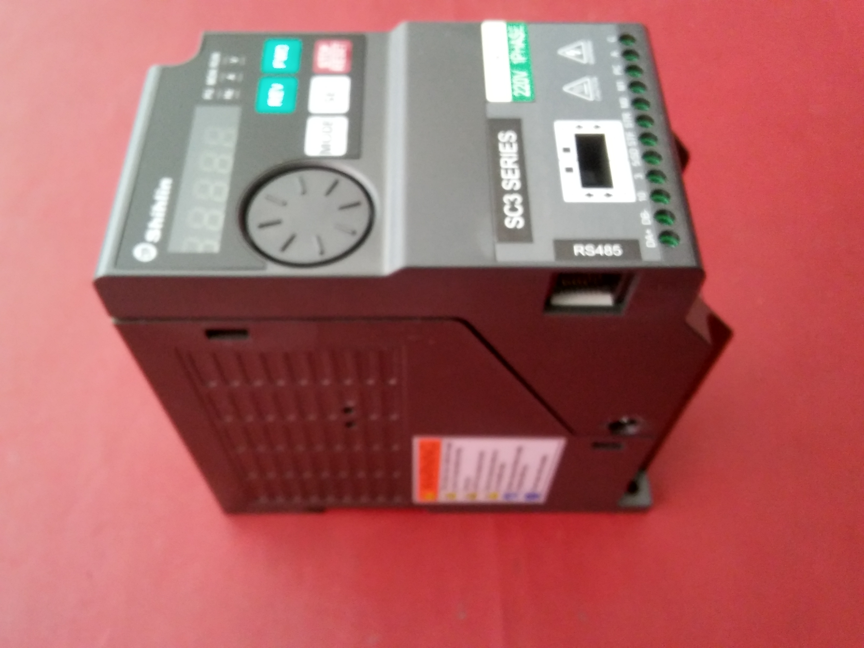 SHİHLİN SC3-021-0.75K 0,75KW SÜRÜCÜ