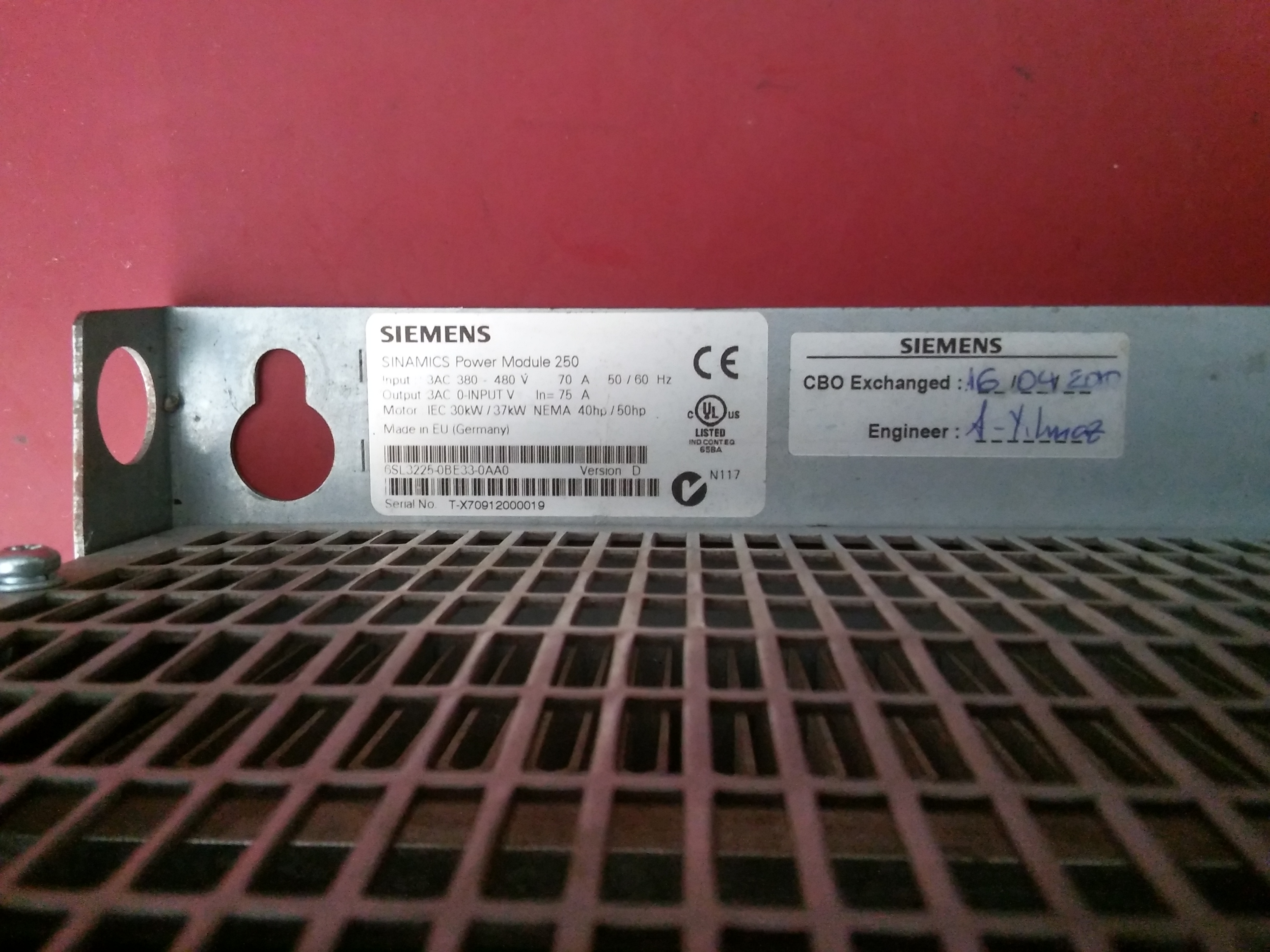 SIEMENS 6SL3225-0BE33-0AA0 SINAMICS POWER MODULE 250 37KW 75A SÜRÜCÜ