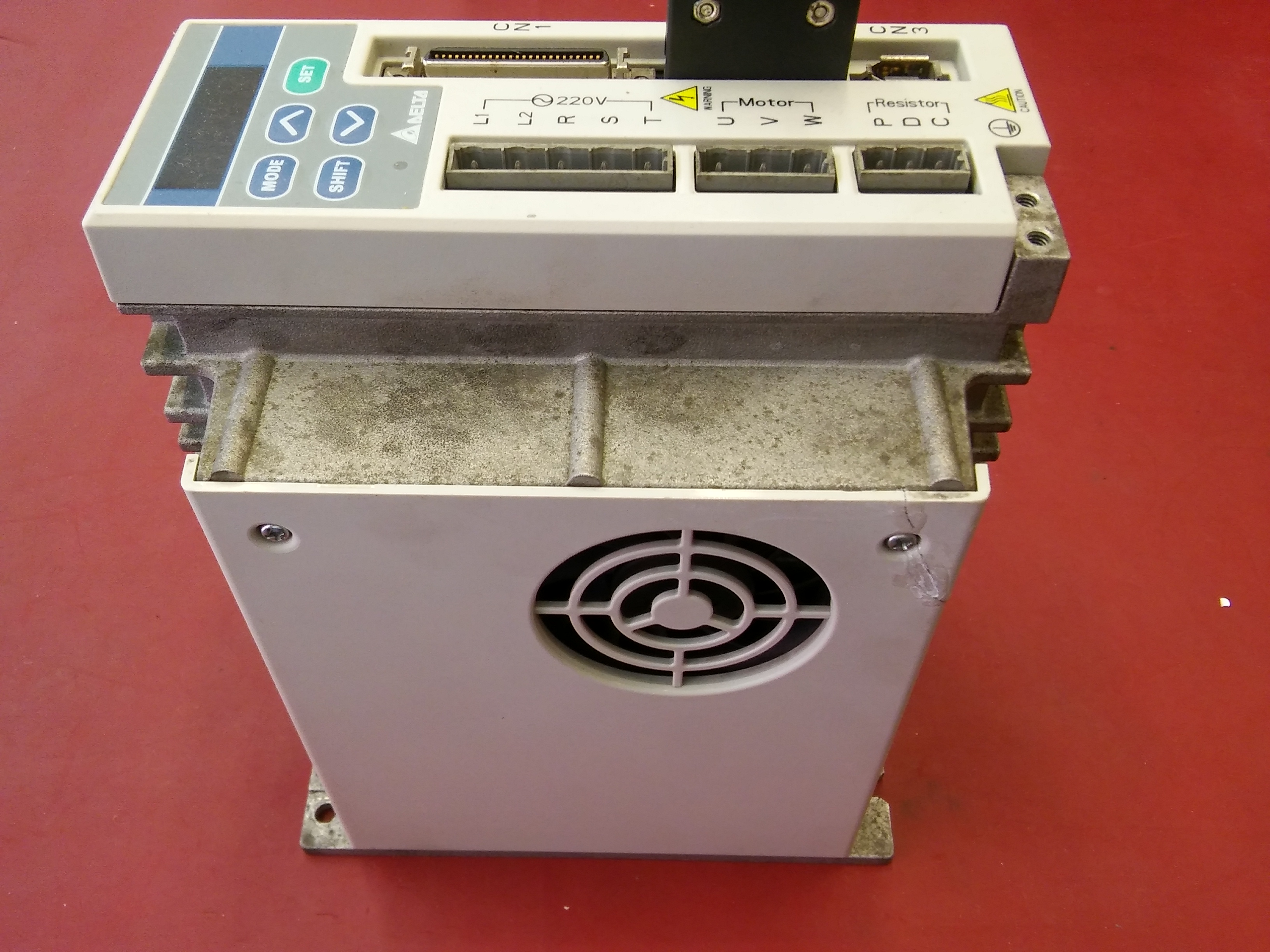DELTA ASD-A1021MA 1KW AC SERVO DRIVE SÜRRÜCÜ