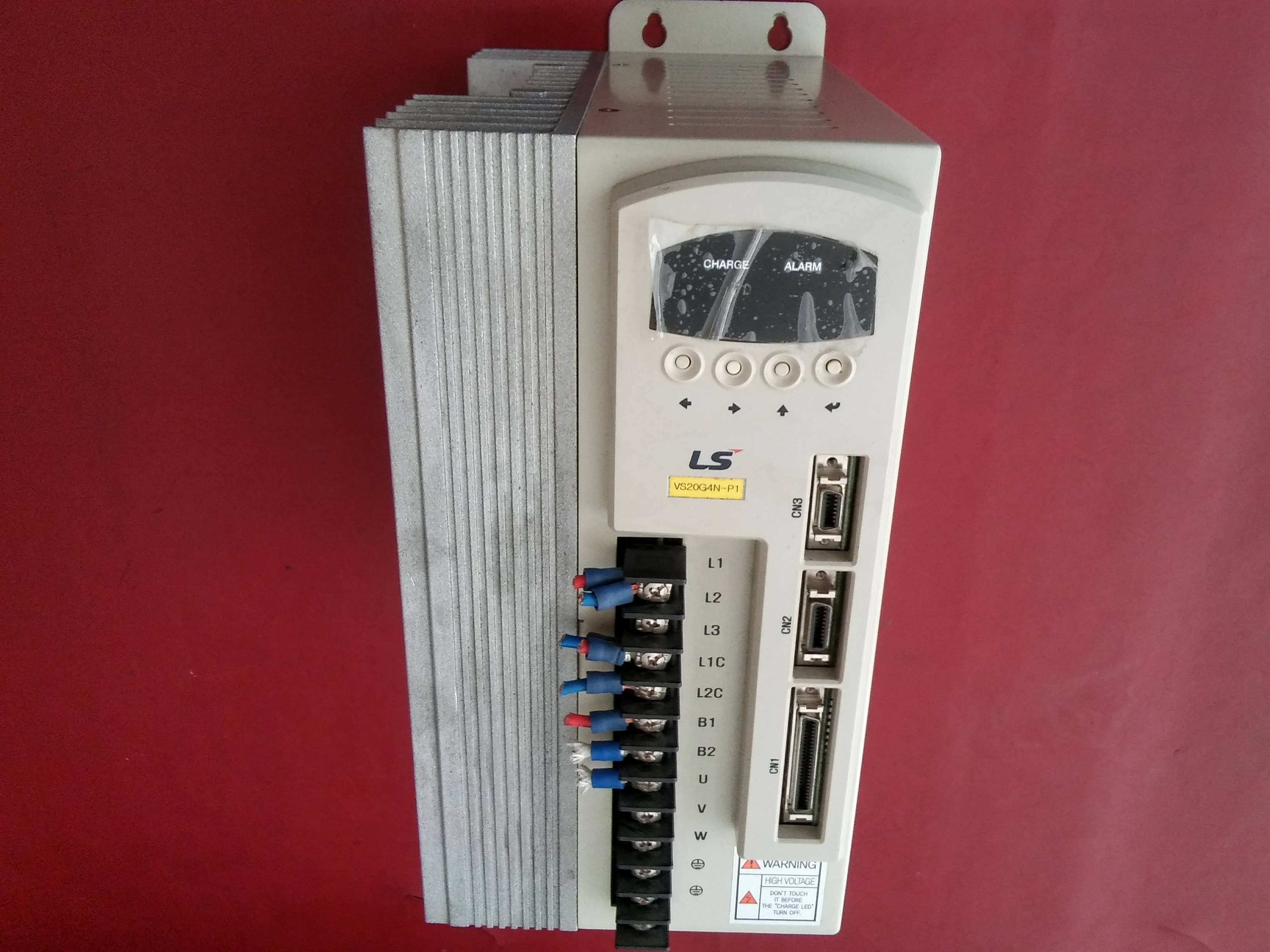 LS APD-VS20 G4 EN-P1 VS220G4N-P1 16A AC SERVO DRIVE SÜRÜCÜ