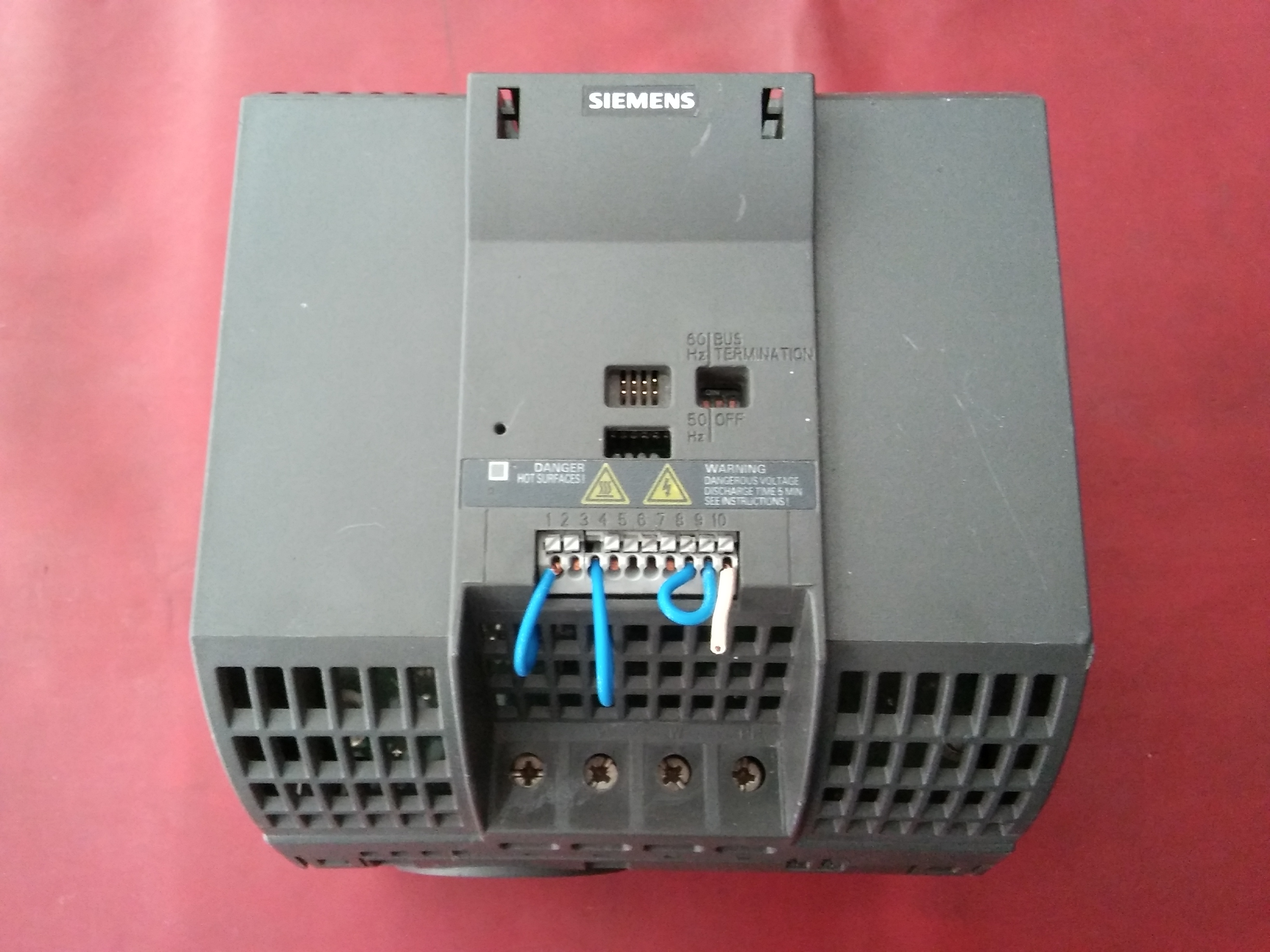SIEMENS 6SL3211-0AB23-0UA1 SINAMICS G110 3KW İNPUT 200-240V