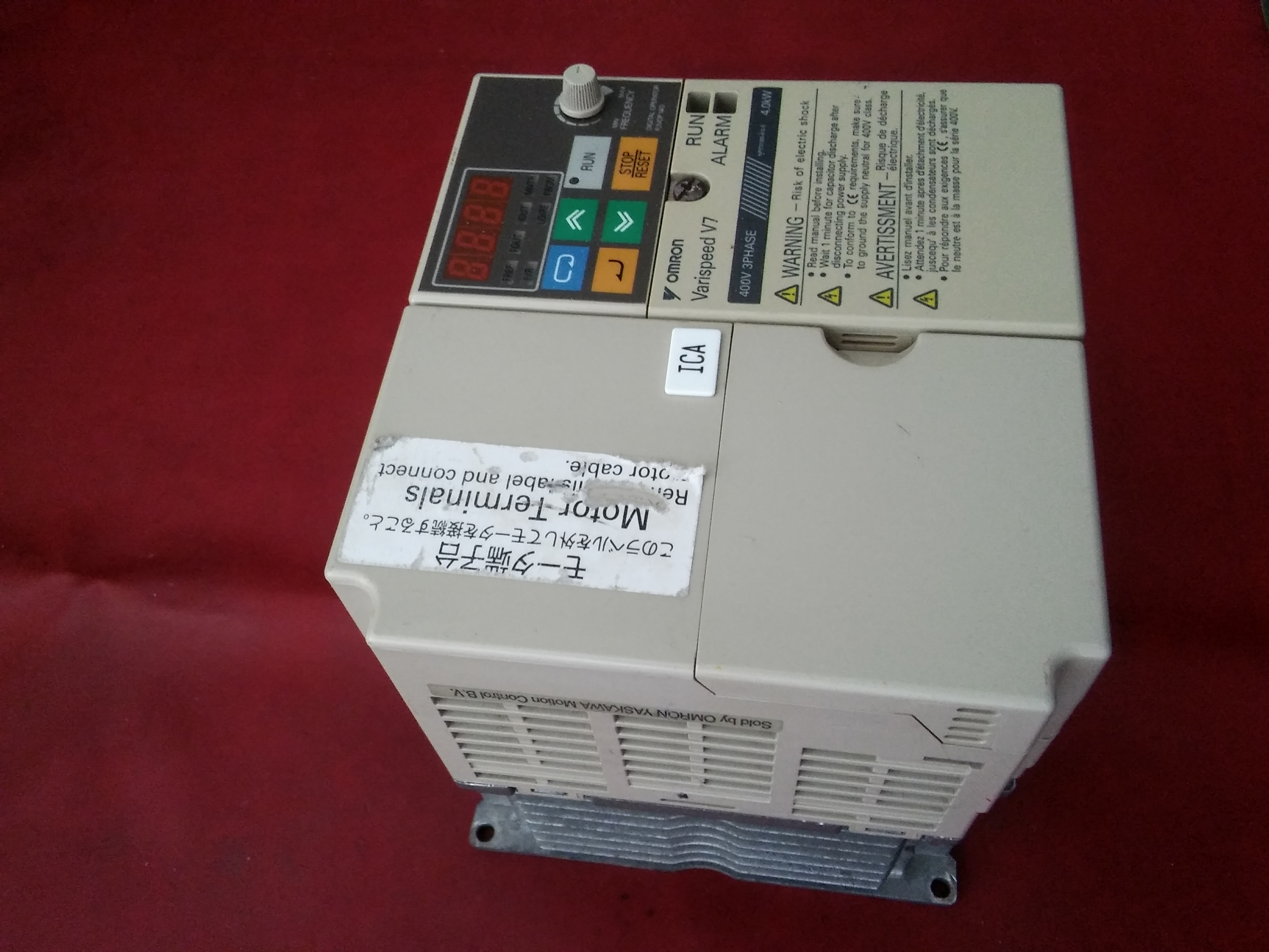 OMRON CIMR-V7AZ44P0 44P00 VARİSPEED V7 4,0KW SÜRÜCÜ
