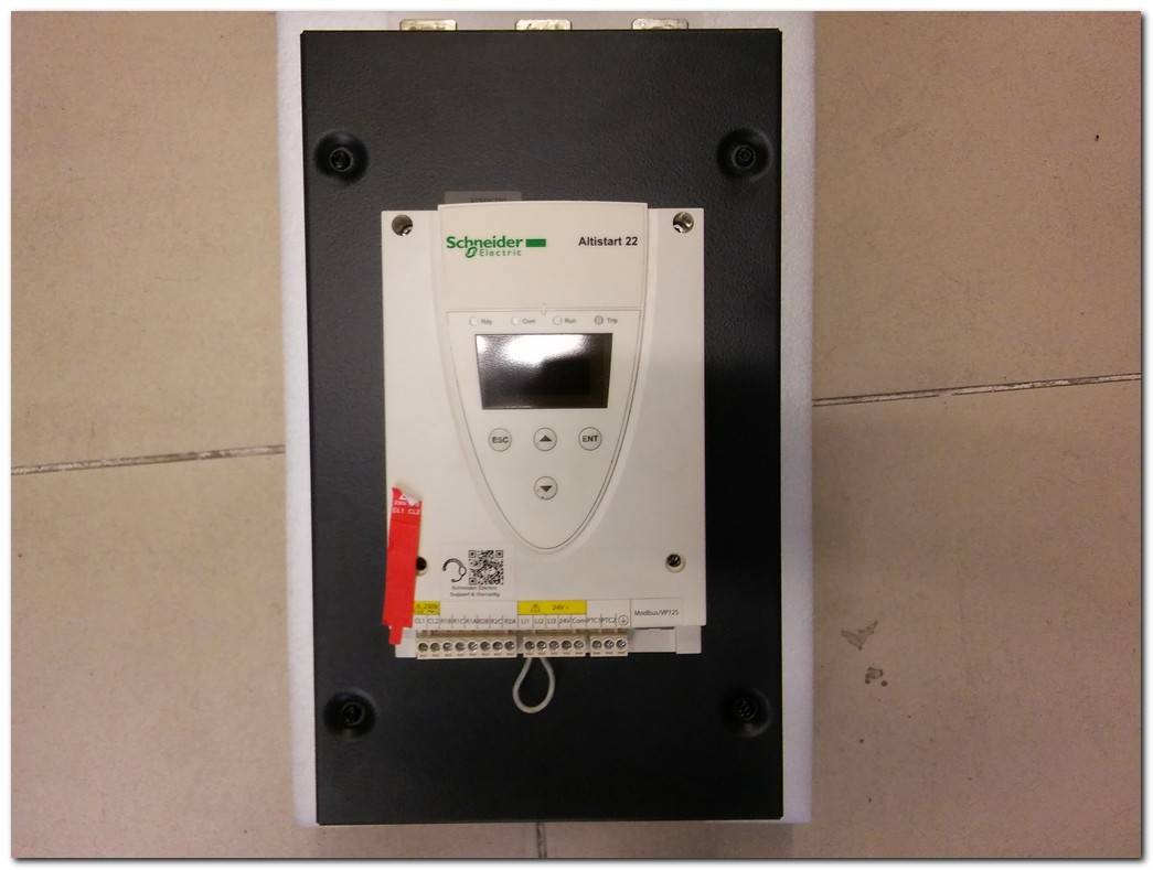 SCHNEİDER ATS22C32Q 160KW SÜRÜCÜ ALTİSTART 22 ATS22 160 KW INVERTER